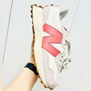 New Balance 327 Casual Sneakers Shoes White Leather Watermelon Women’s size 10